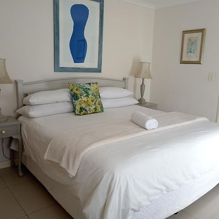 Blouberg Manor Hotel Блубергстранд Екстериор снимка