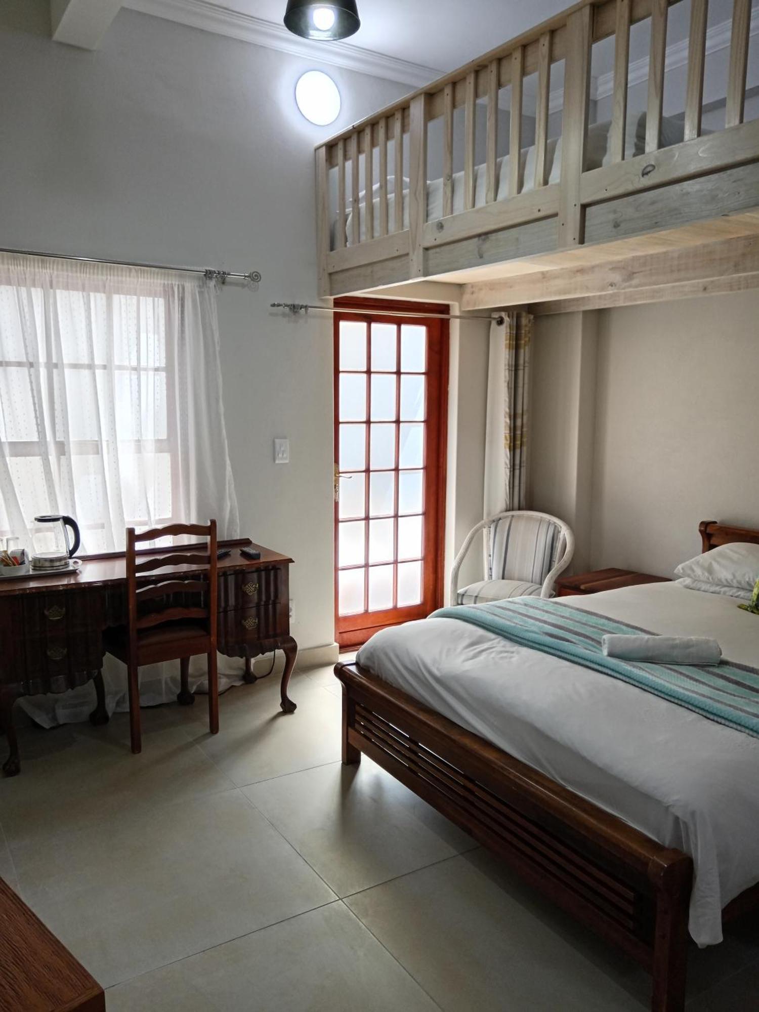 Blouberg Manor Hotel Блубергстранд Екстериор снимка