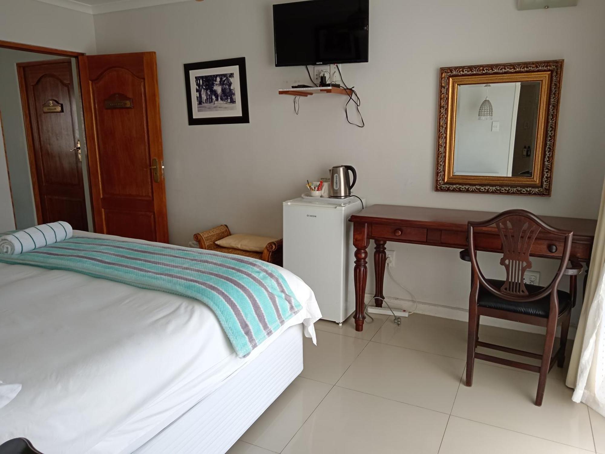 Blouberg Manor Hotel Блубергстранд Екстериор снимка